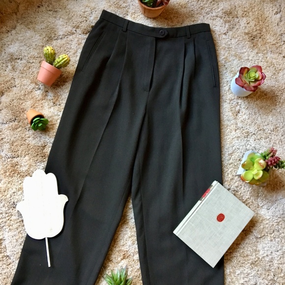 {Vintage Giorgio Armani} 100% Virgin Wool Trousers - Picture 5 of 8